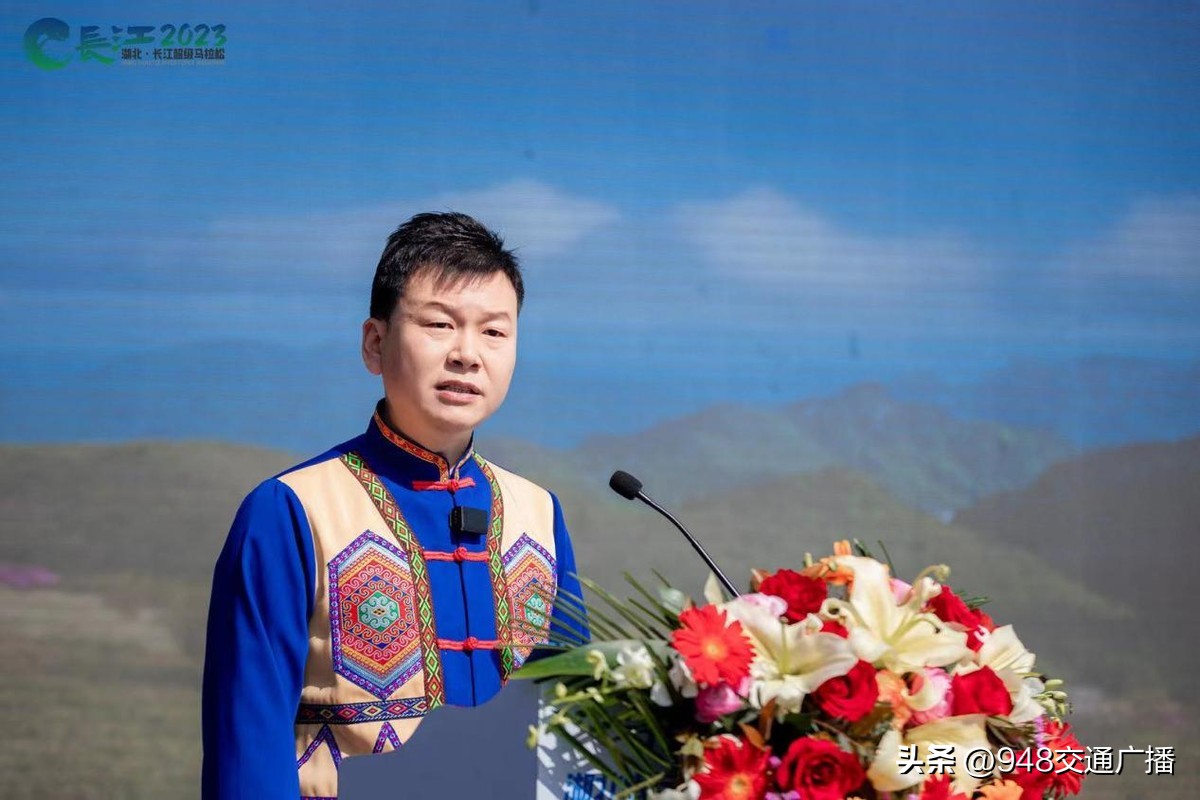 文旅局局长为马拉松打call,文旅局举办马拉松