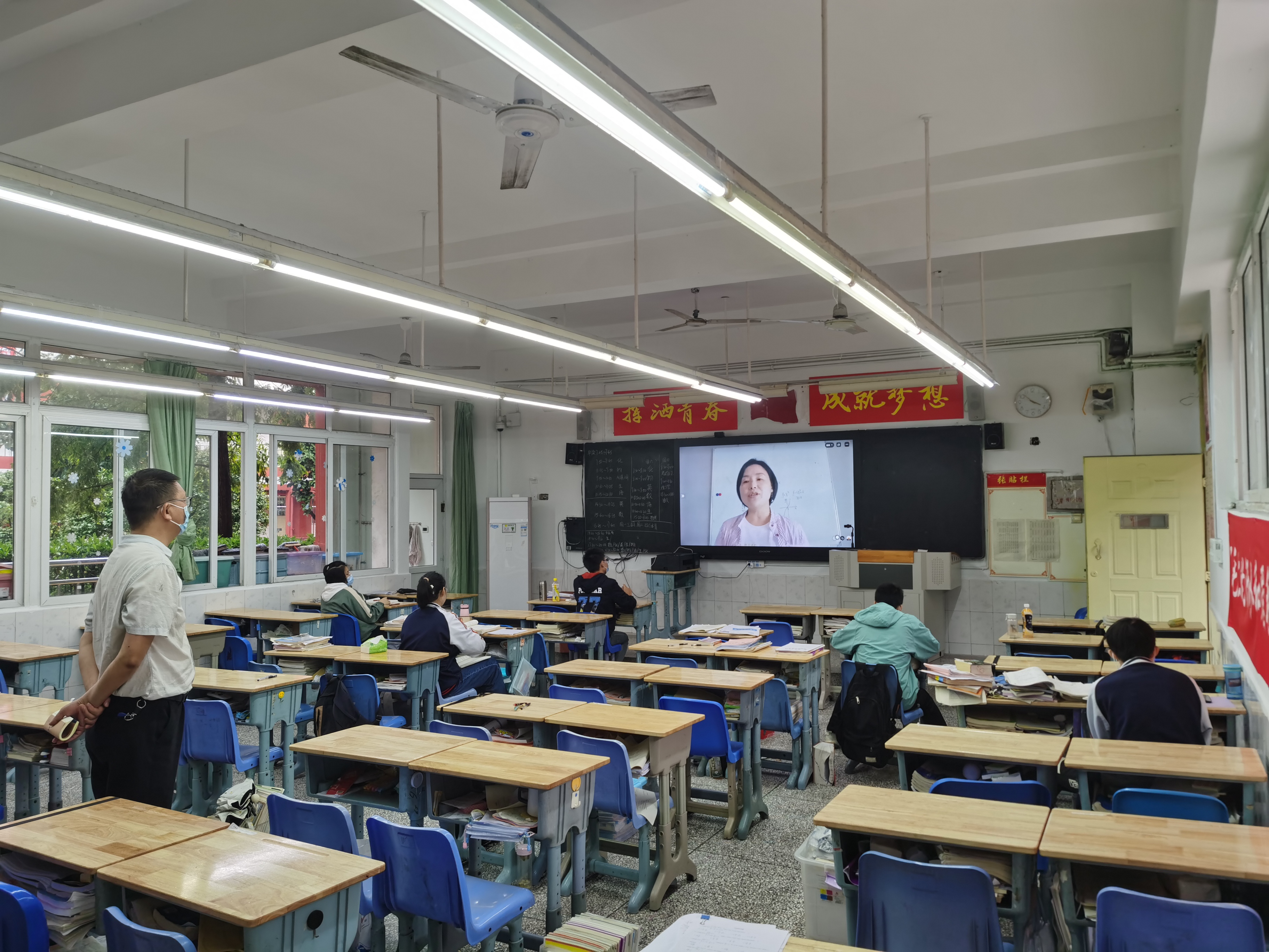 战疫·三中答卷将校园的岁月静好守护到底