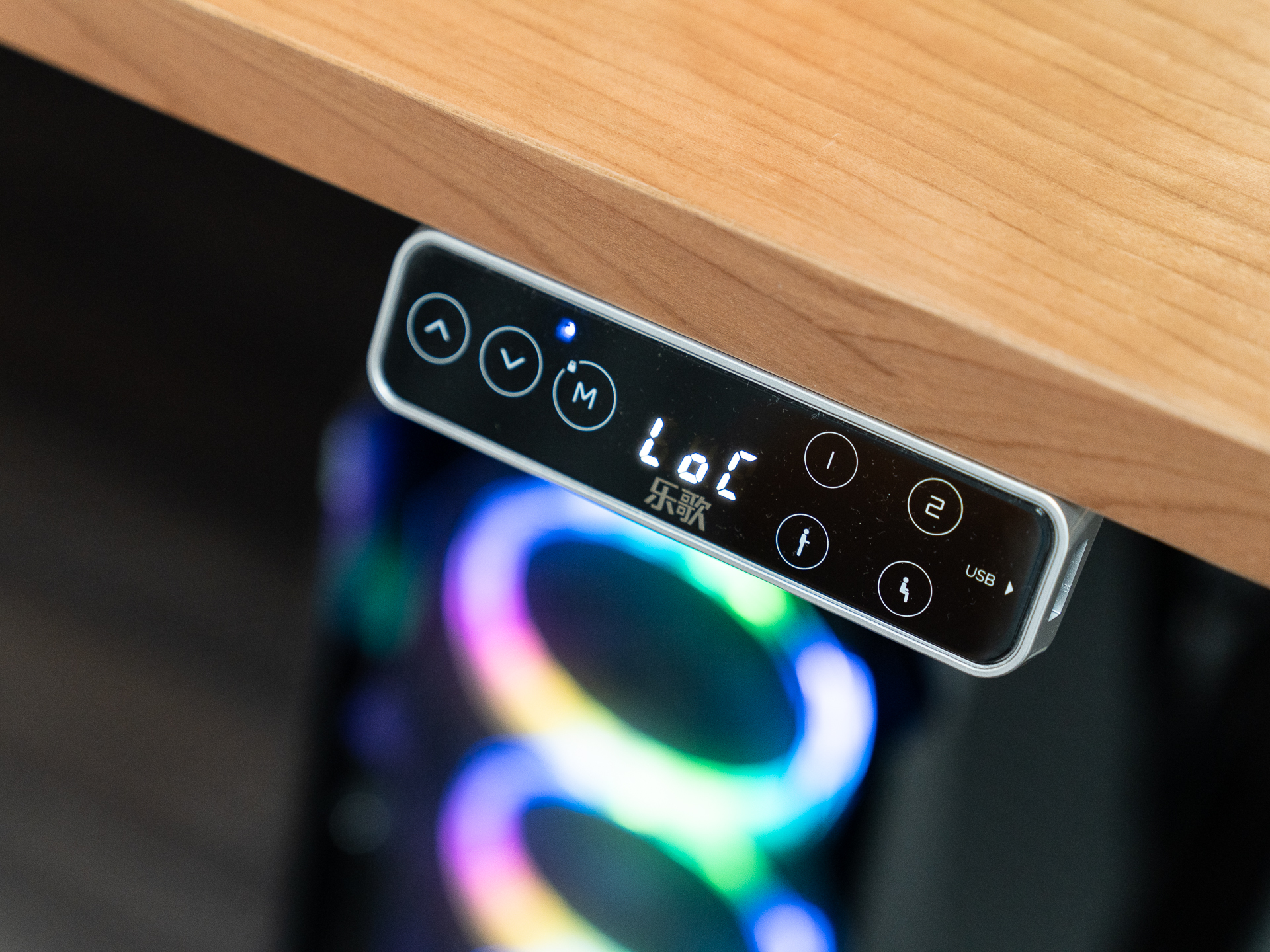 游戏桌面大改造,一个简单的游戏桌面