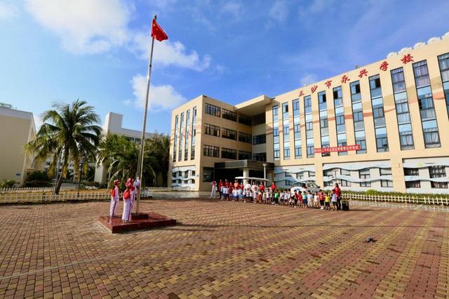 三沙能和马尔代夫一样吗,三沙市最漂亮城市