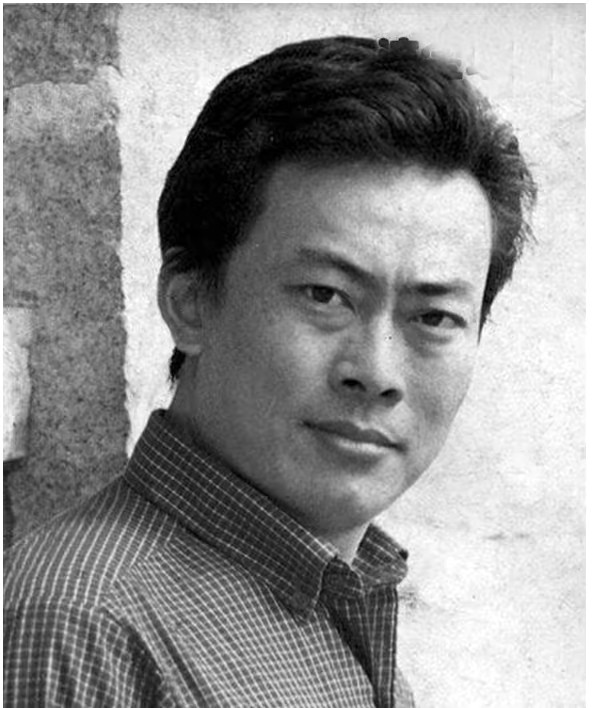 王诗槐离异后独自照顾智障儿子,老戏骨王诗槐离婚后照顾智障儿子