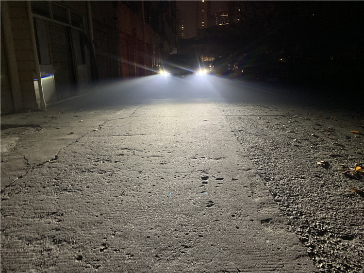 十代思域近光灯换led灯泡效果,思域原厂透镜换led灯如何