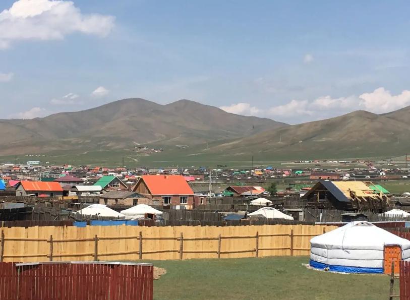 蒙古国靠近中国省市区,蒙古国靠近中国的城市