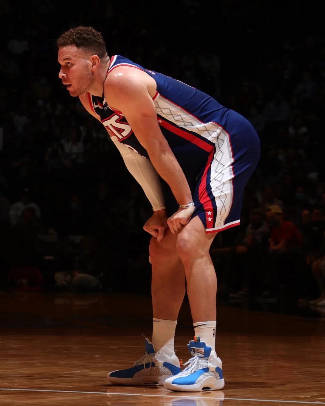 篮网十连胜杜兰特为什么还要走,篮网击溃雄鹿