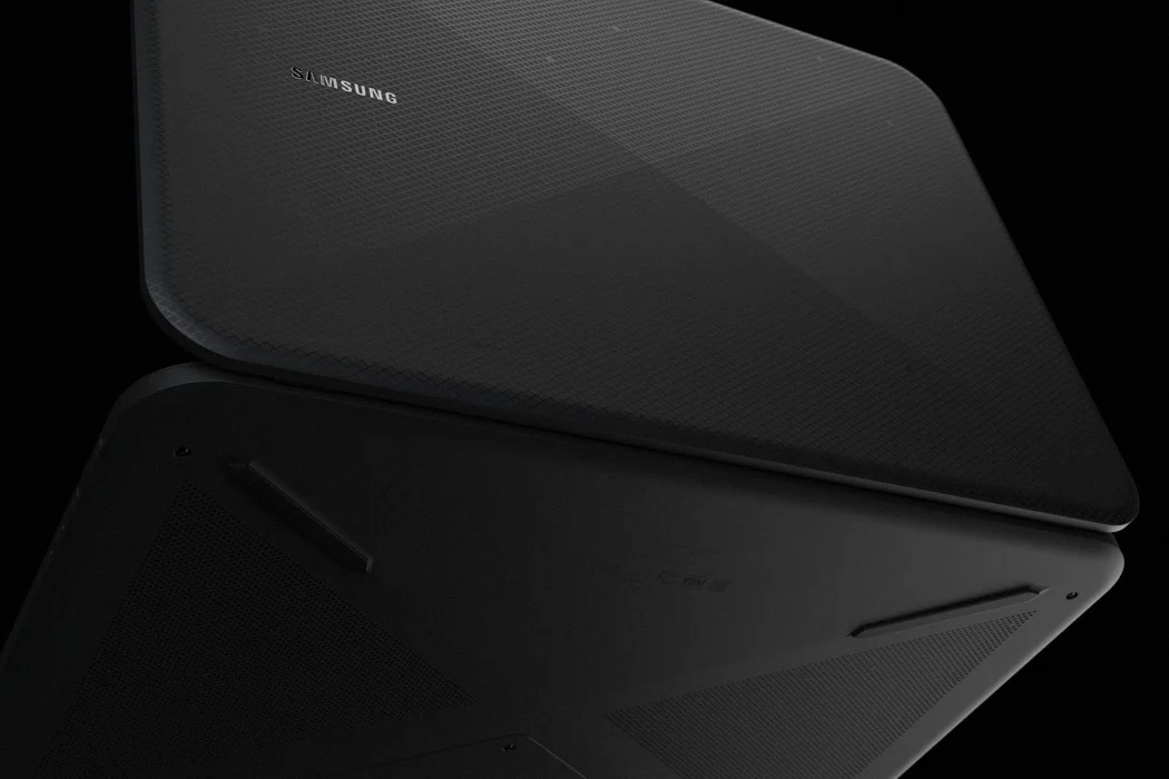 三星第一款笔记本电脑,三星笔记本电脑最后一款