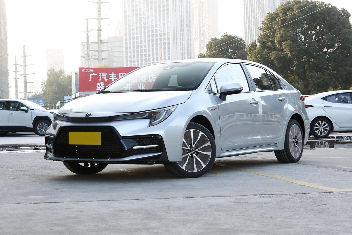 十五万左右性价比高的轿车雷凌,10-15万的车雷凌