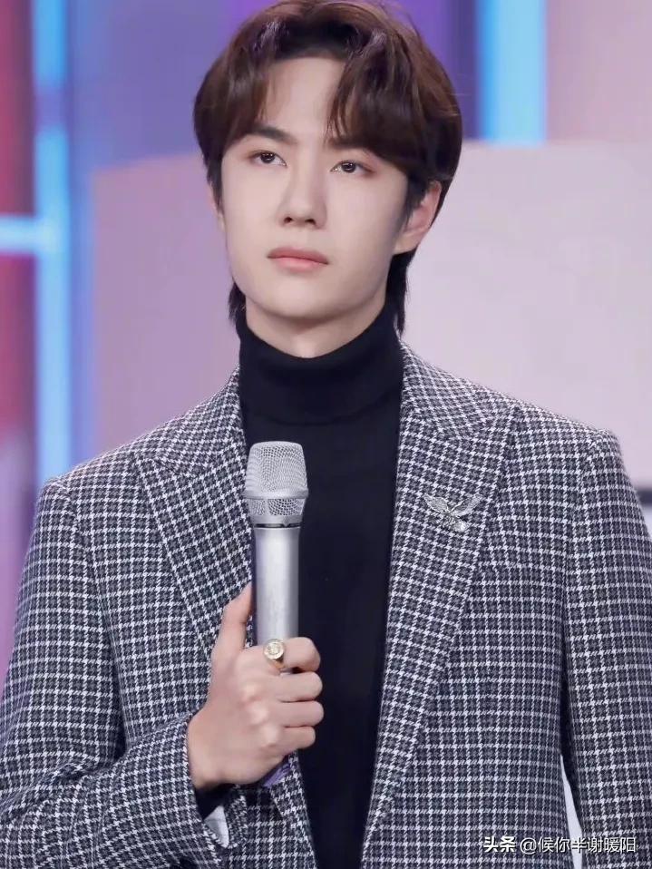 白敬亭王一博冬季穿搭,复古穿搭男士白敬亭