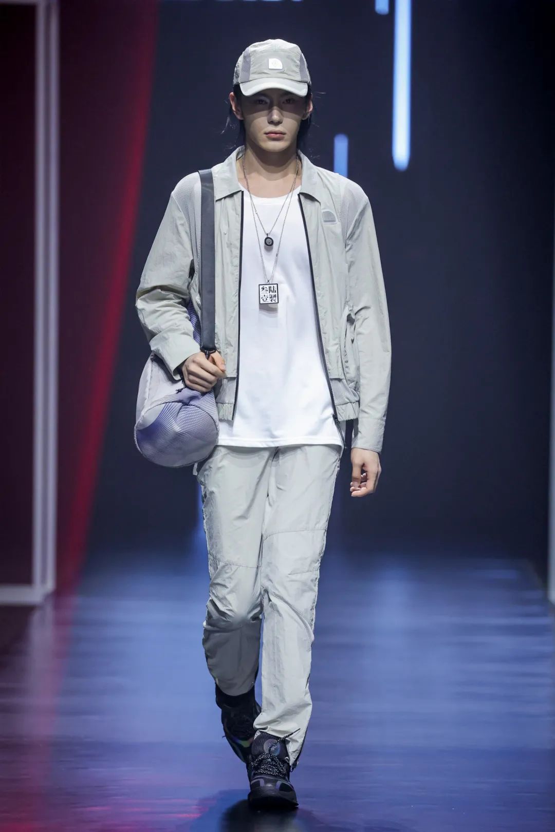 可持续时尚知名品牌,持续恢复国货潮品