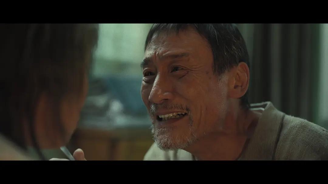 难得“聚焦低收入老年人”的好电影：四个神仙戏骨，一台刻骨铭心