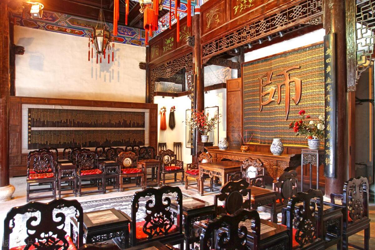 回顾上海“白马会所”，富婆豪掷百万为头牌庆生，后来怎样了