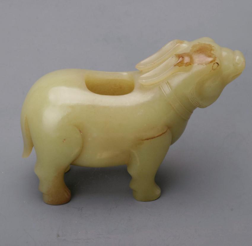 陕西历史博物馆馆藏石峁古城玉器,苏州博物馆馆藏老玉器