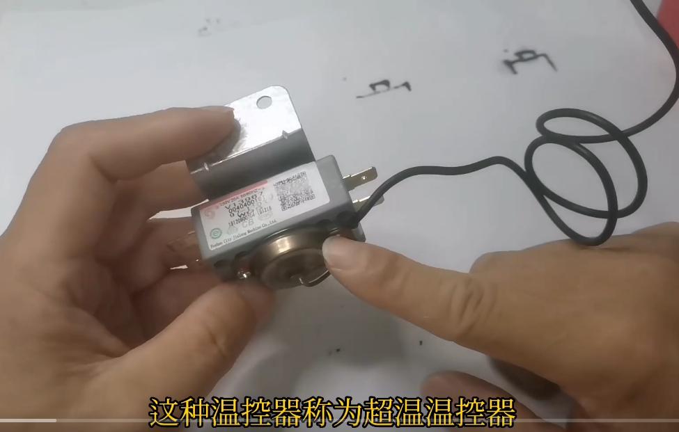 热水器维修教程海尔电热水器,热水器没有火花和打火声怎么解决