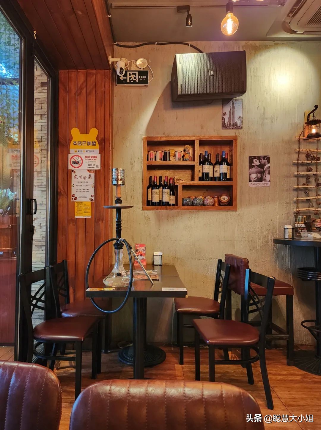 去这条充满松弛感的“小马路”，慵懒地溜达一天才是正经事