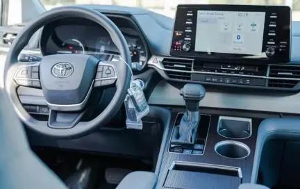 2022别克gl8es陆尊653t豪华型,别克gl8陆尊对比丰田