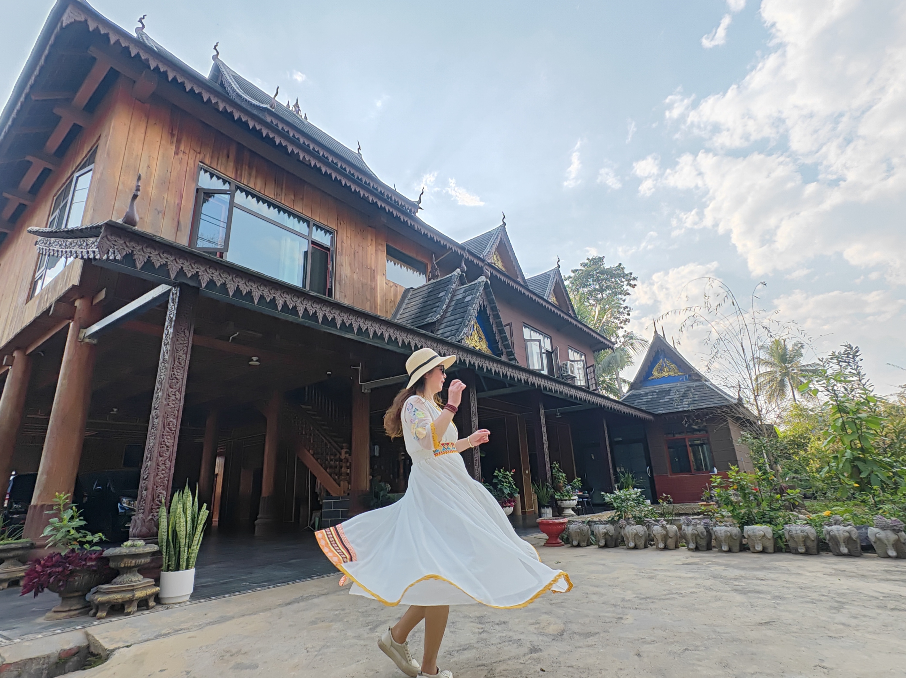 西双版纳傣族村寨和傣族园,西双版纳美丽的傣族园