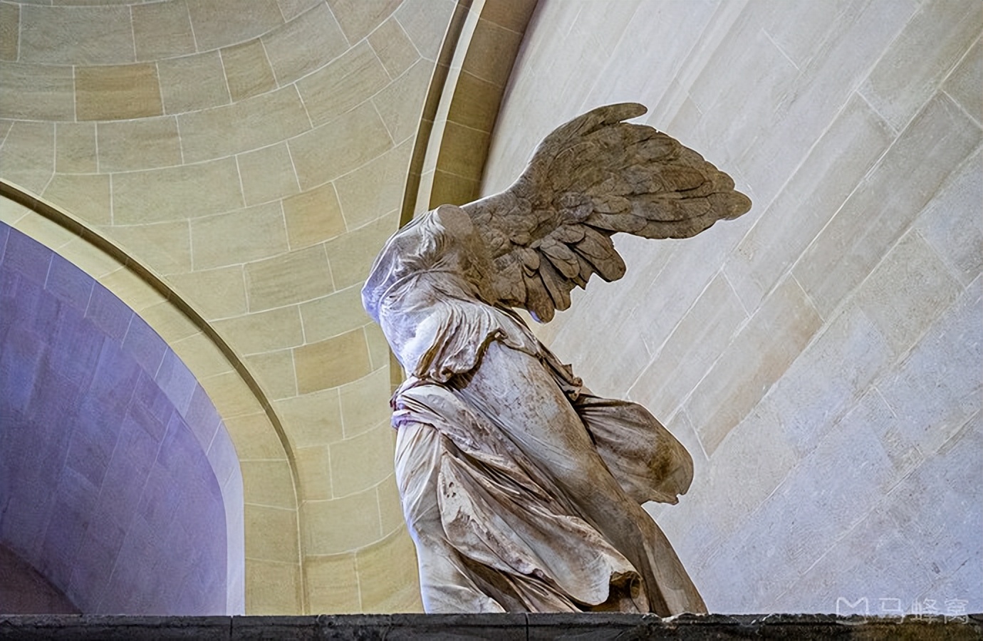 法国卢浮宫绘画简介,法国巴黎的卢浮宫有什么画作