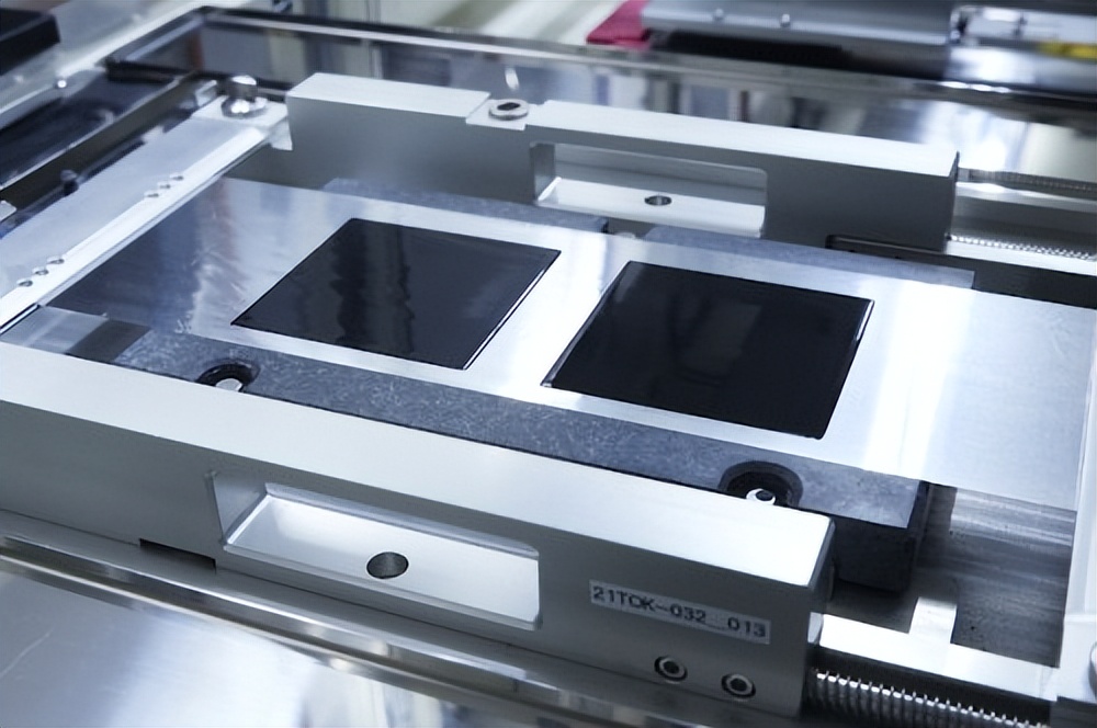 超越固态电池,超越电动车电池