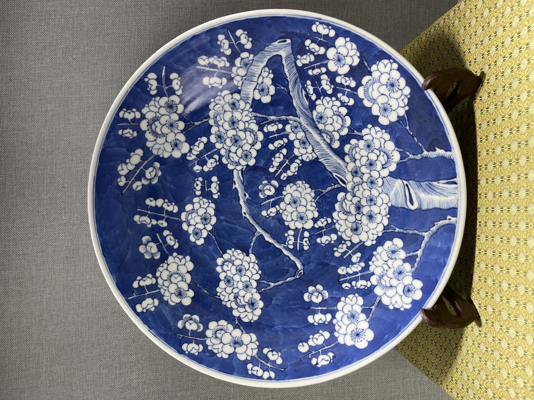 清冰梅瓷器,冰梅瓷器有没有官窑款式