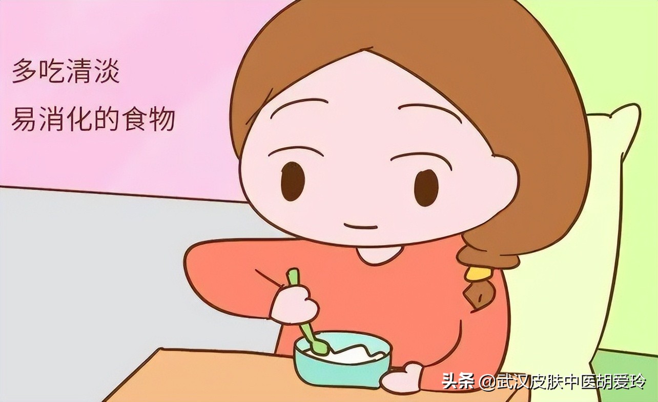 胸上起了些痘痘特别痒反复发作,脖子胸上长了好多痘痘是怎么回事