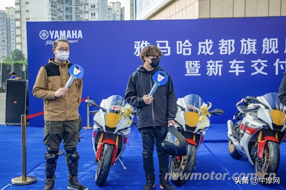 雅马哈yzfr1落地多少钱,雅马哈yzf-r1美版官方报价