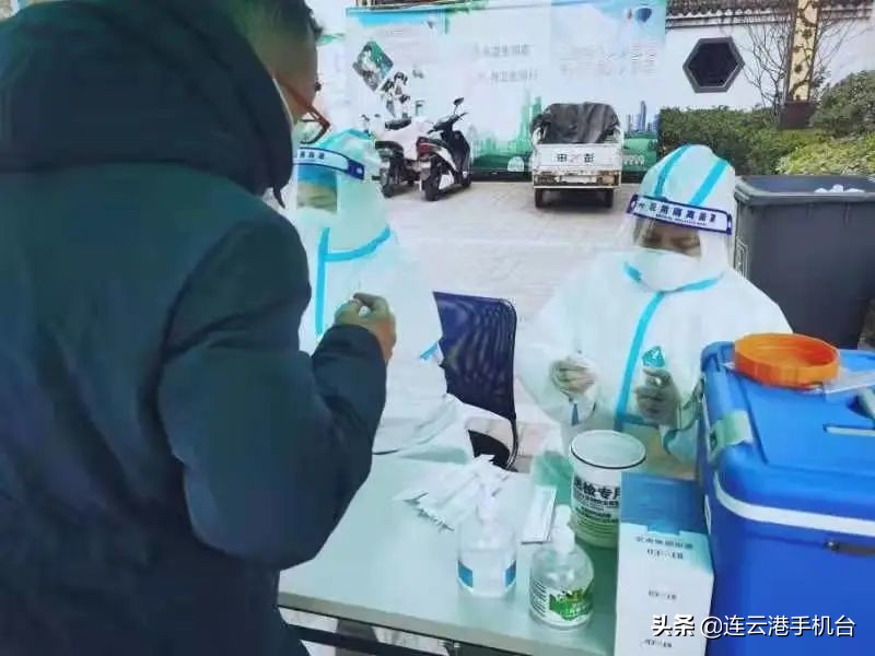 同心战疫奉献爱心巾帼志愿者活动,抗疫志愿者团队活动