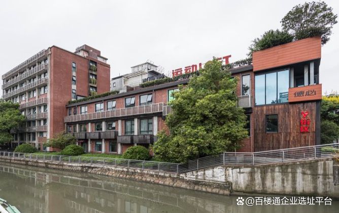 涓婃捣杩愬姩loft,涓婃捣铏瑰彛瓒崇悆鍦哄叕瀵撴埧鍑虹