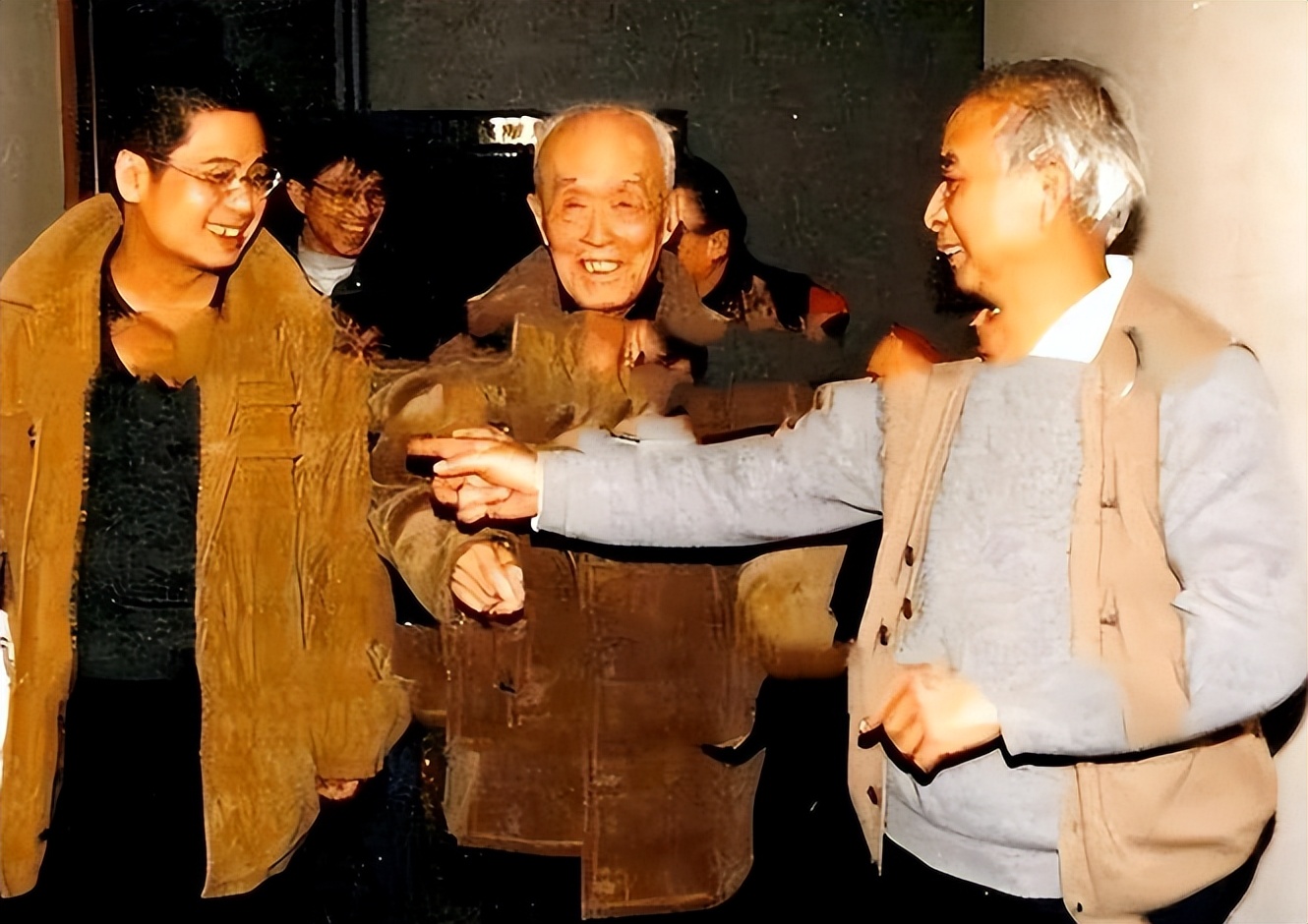 他14岁考入武大，34岁出轨许晴，卖书挣两个多亿，最终客死日本