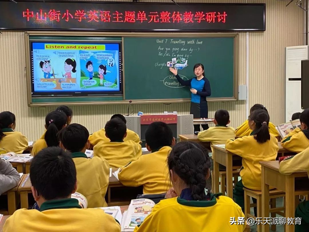 北大高颜值英语老师,杭州师大外教英语老师走红