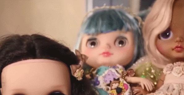 泰国皇后妮莎百科,泰国皇后妮莎颜值