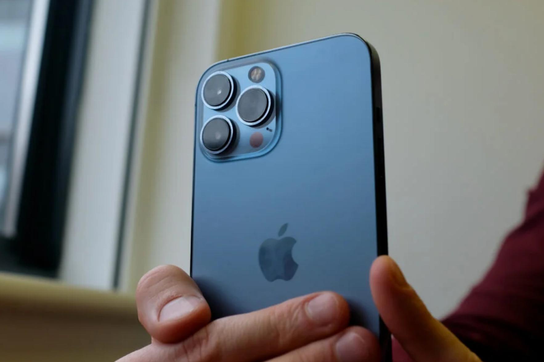 6.3英寸左右的iphone,iphone12三摄6.1寸