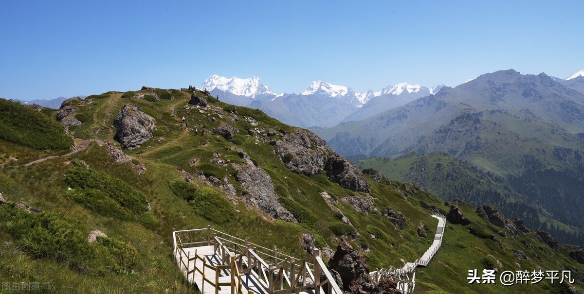 新疆昌吉州阜康市天山天池风景区,昌吉天山天池景区