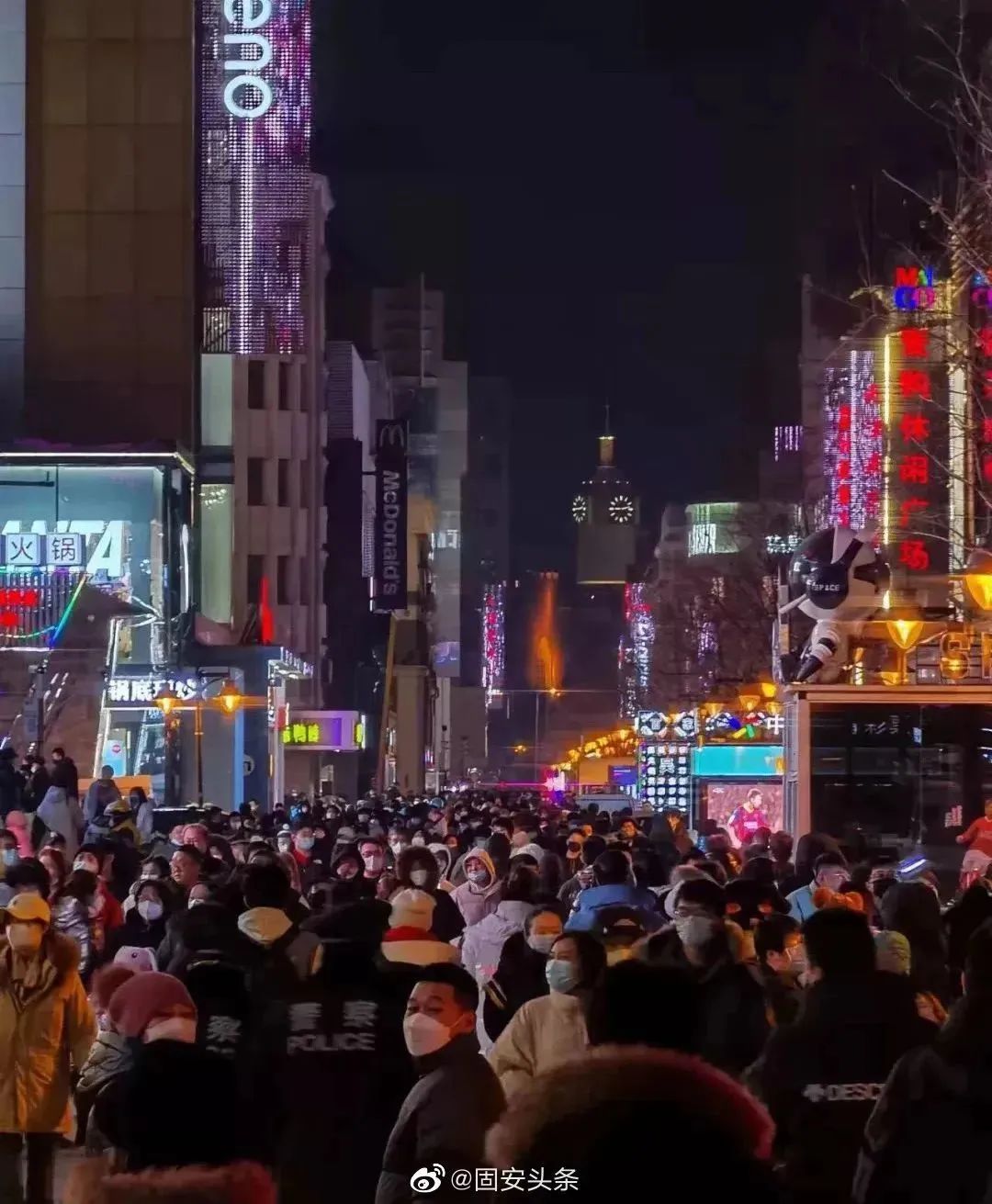 昨夜的滨江道，彻底刷屏了！