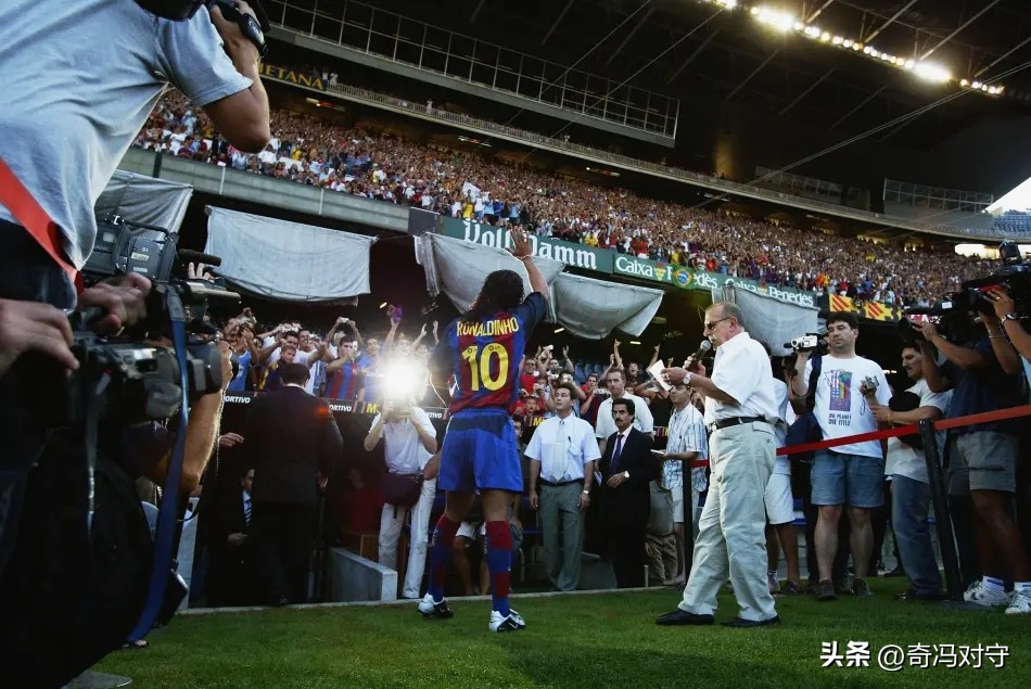 卡塔尔世界杯足球明星有哪些,罗纳尔迪尼奥现身卡塔尔多少分钟