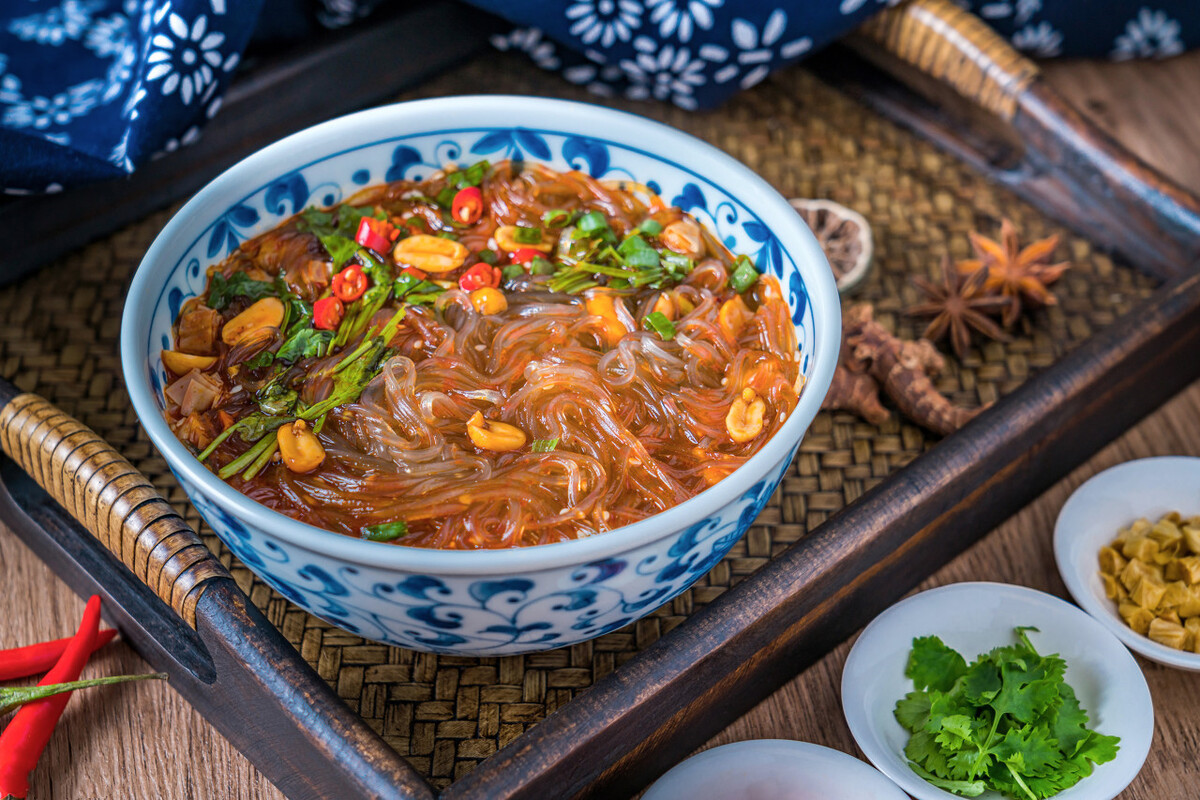 怎么辨别纯红薯粉条的真假,粉条怎样买才能买到真的红薯粉条