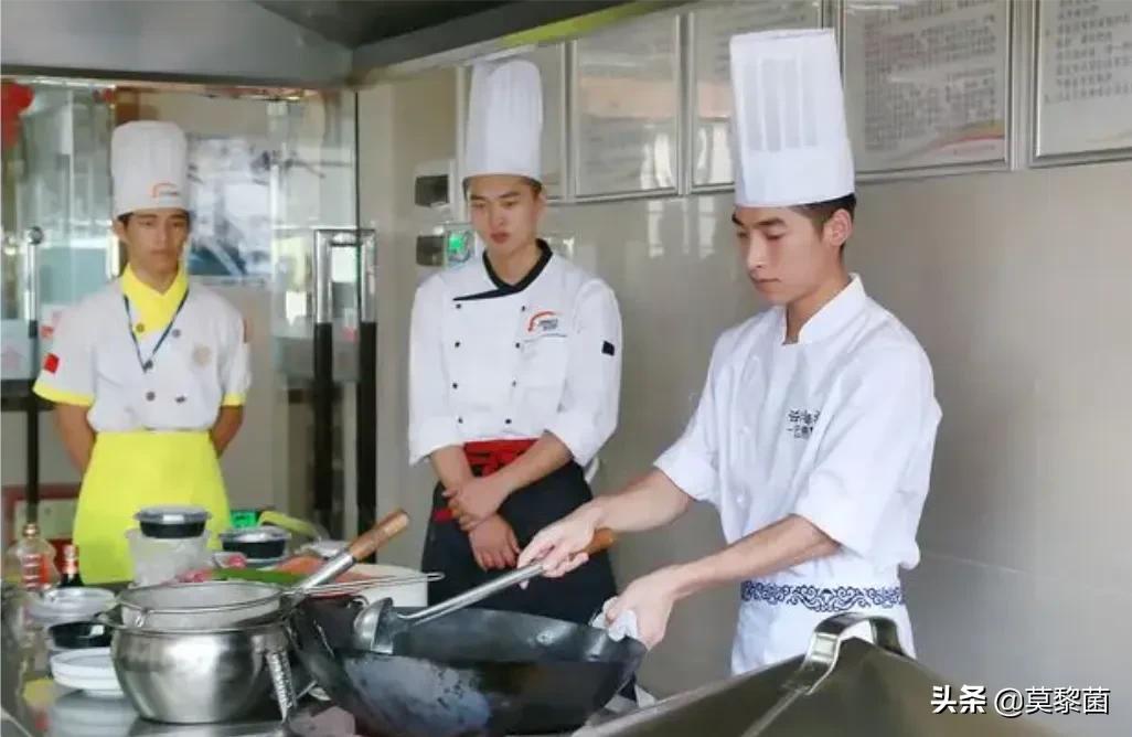 厨师如今成了最难的行业,厨师为什么越来越难