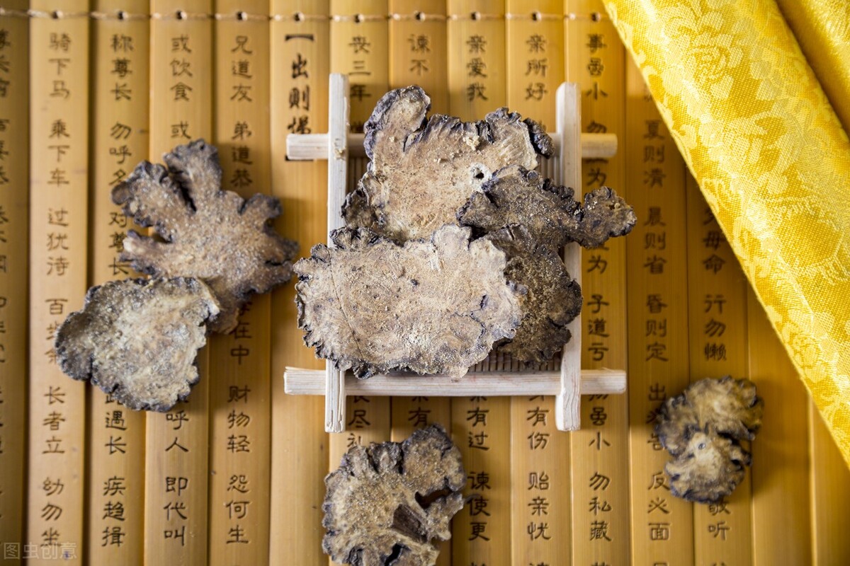 胸口血瘀的症状有哪些,胸口堵气怎么疏通