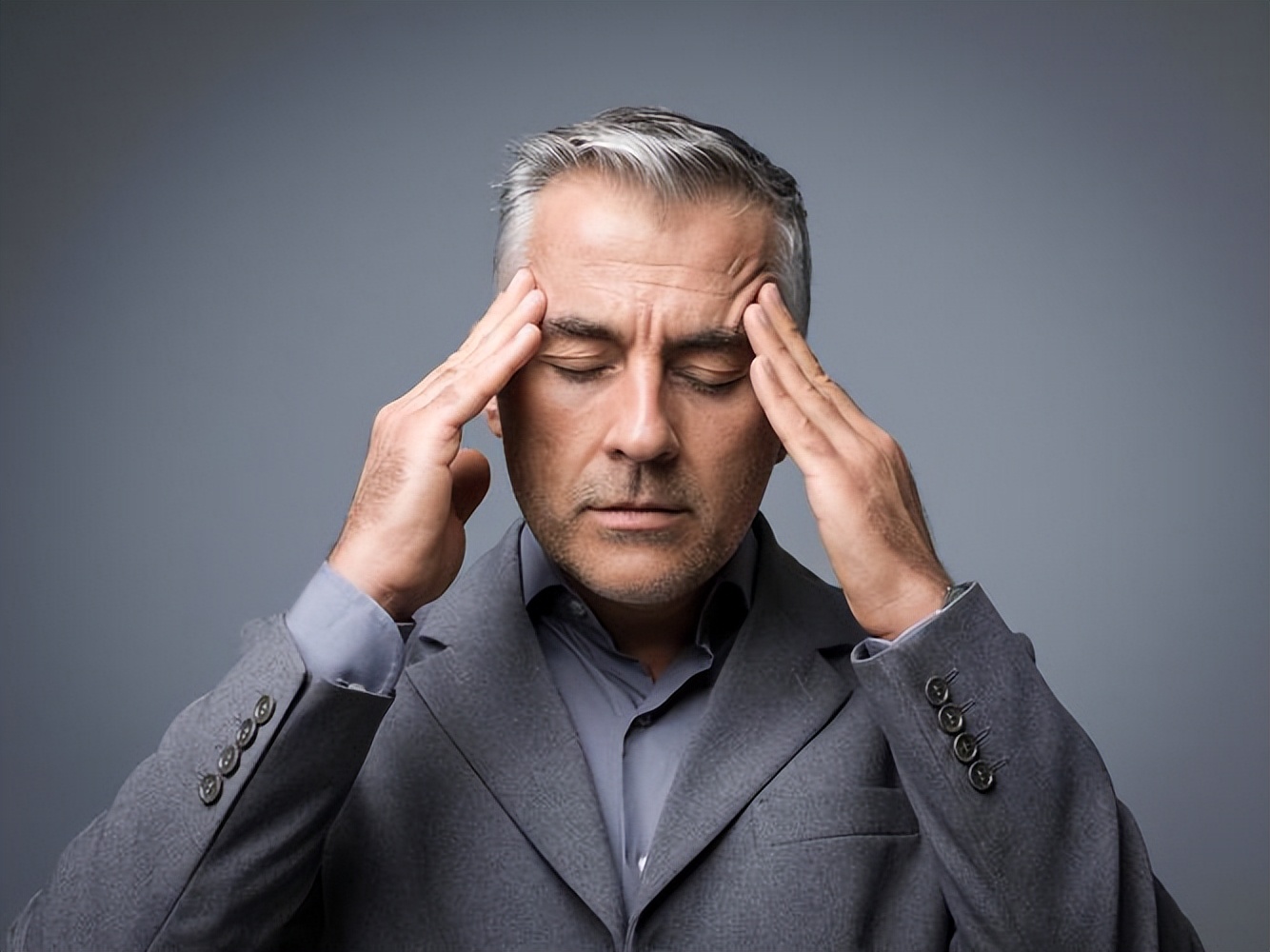 为何45-59岁是养命黄金期呢？谨记：二勤、三戒、四相伴、五补充