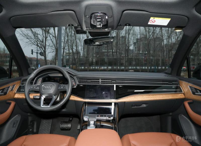 试驾奥迪2022款q7对比q8,奥迪q7五座2023款试驾视频
