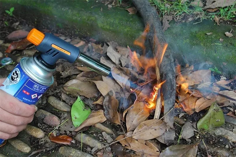 户外喷火枪点炭,户外喷火枪