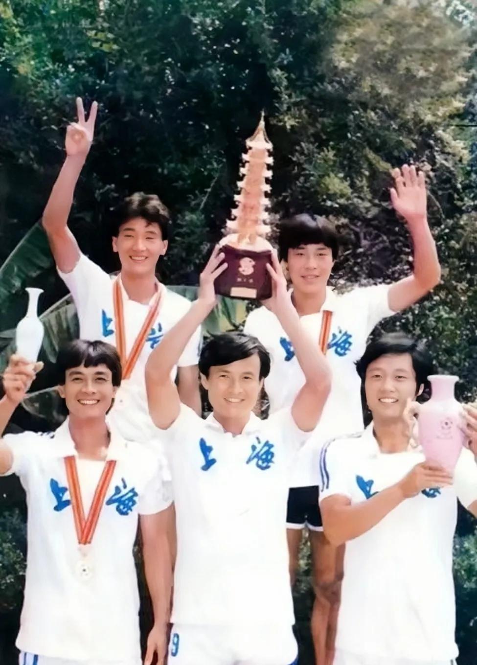 上海申花李中华,上海球员李中华