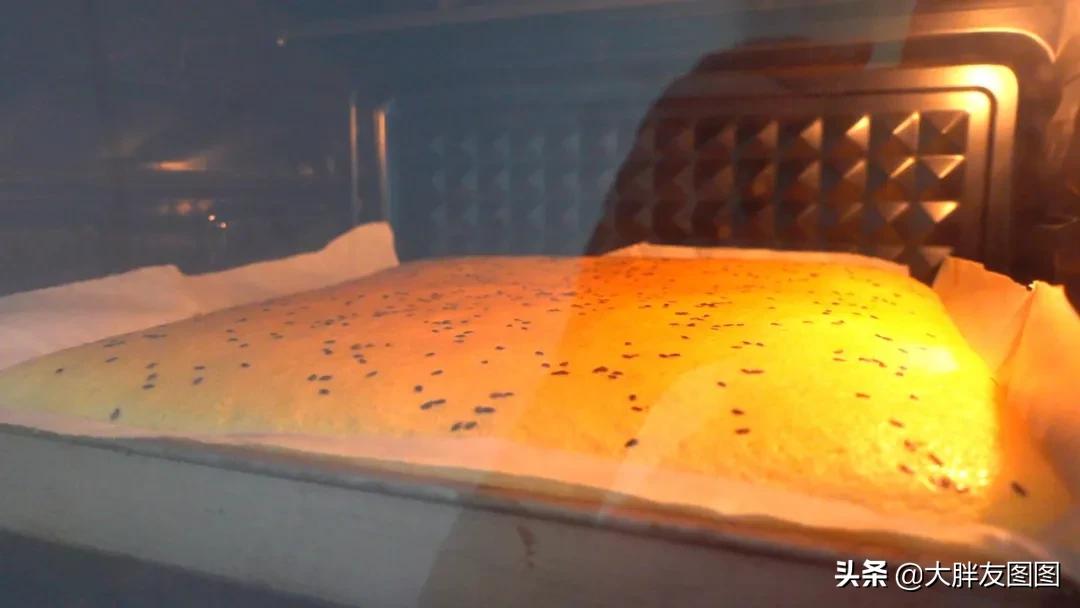 最简单的老式蛋糕的做法,松软细腻好吃的无水蛋糕的做法