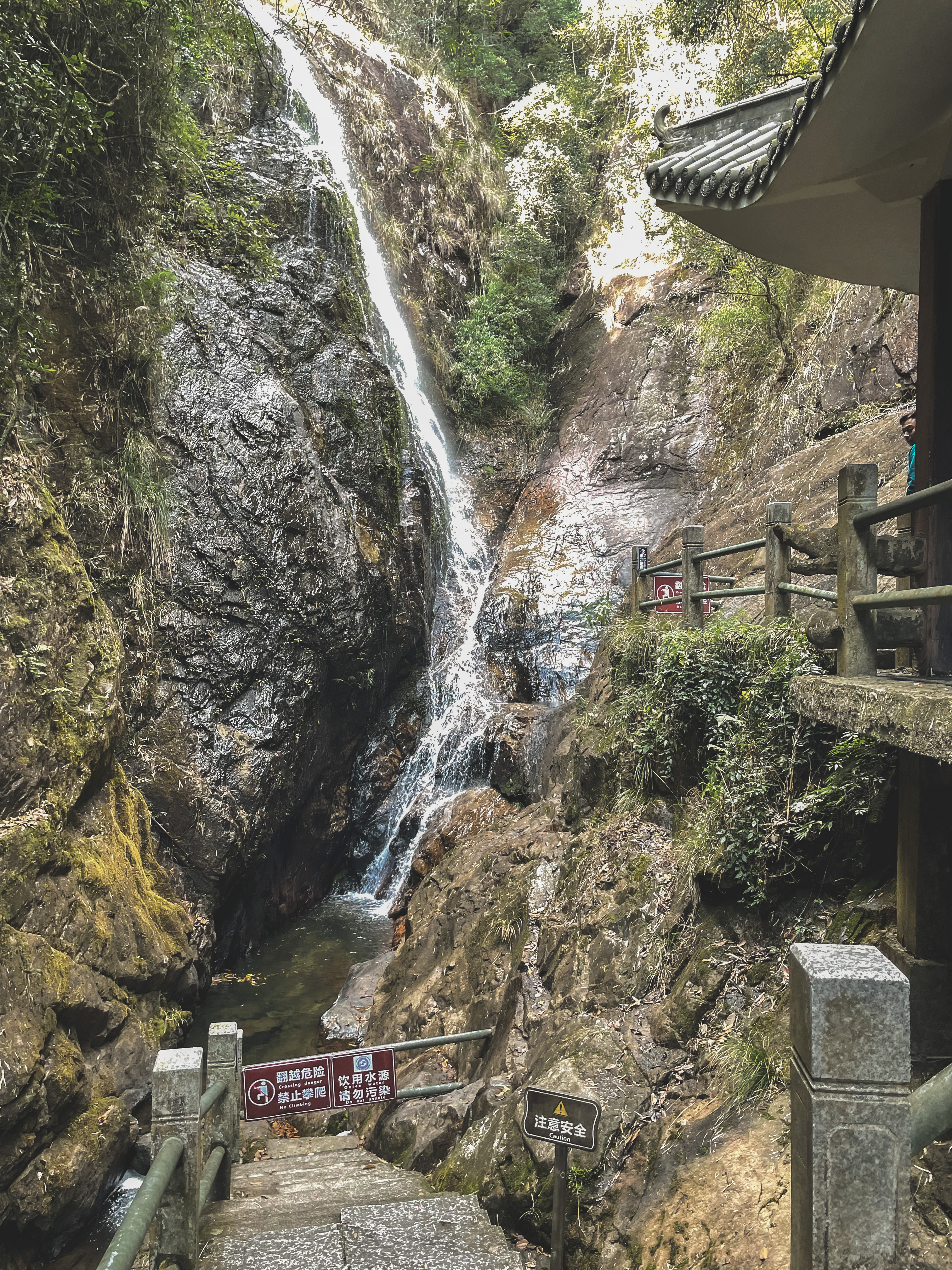 广州南昆山温泉旅游攻略,秋冬季来临广东热门温泉攻略