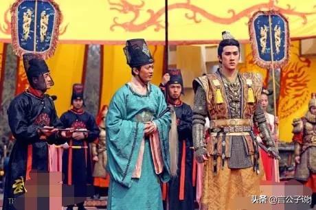 娱乐圈9位大长脸男星,近期很火的男星大长脸