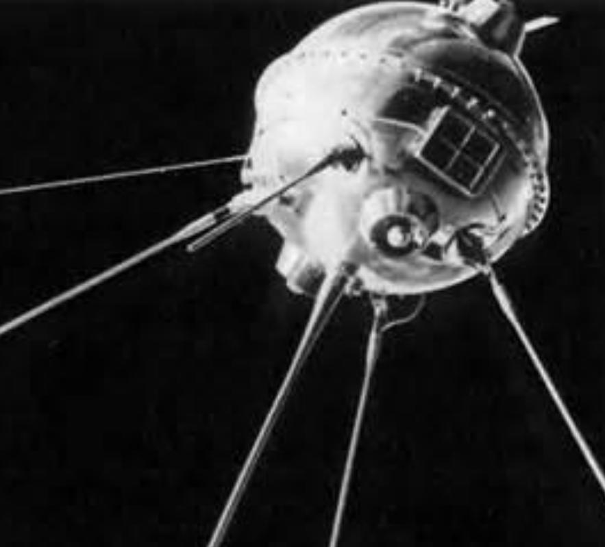 嫦娥四号在月球背面拍到什么,嫦娥四号在月球背面发现石碑