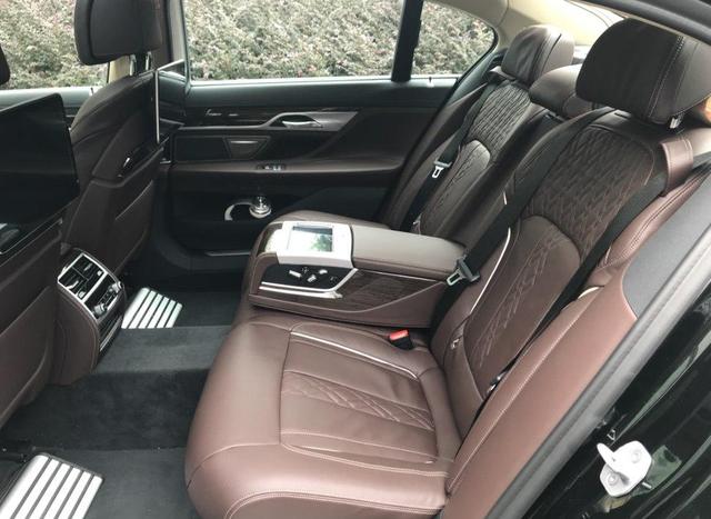 新款宝马730li车主用车体验,730li落地90万