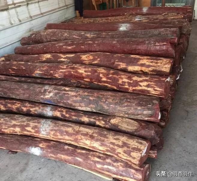 在印度买小叶紫檀原木,印度小叶紫檀手串怎么分级