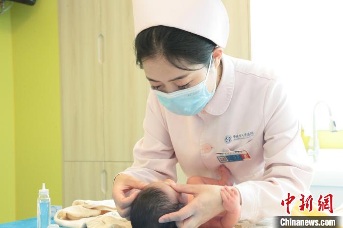 平凡人不平凡事歌曲,平凡人不凡路