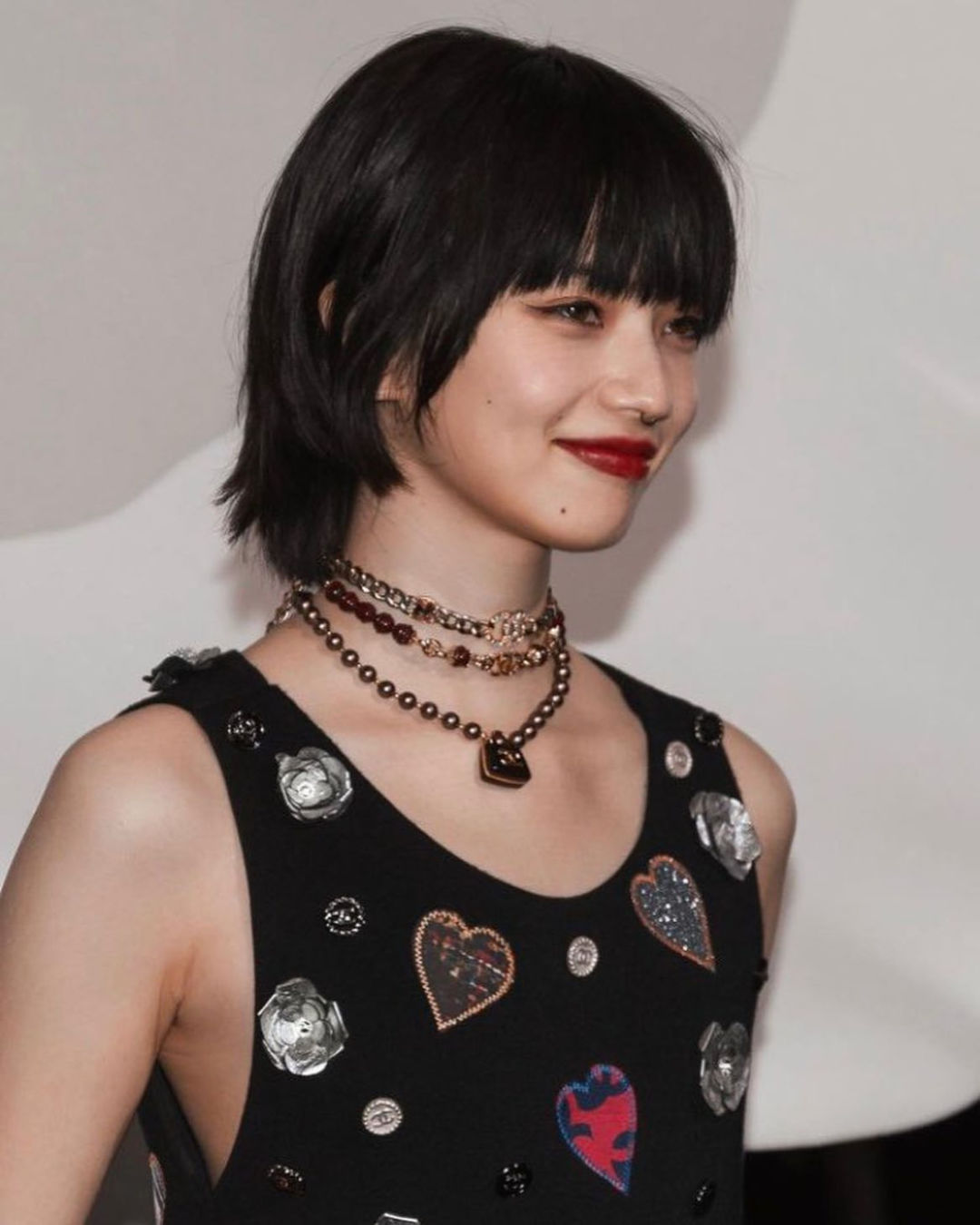 短发夏季气质穿搭高级感,夏季时尚个性精神短发