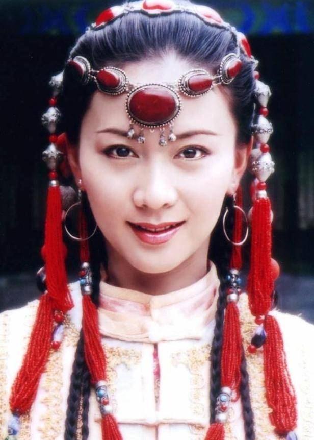 中国第一“裸模”汤加丽：走红后丈夫提出离婚，父亲骂她丢脸！