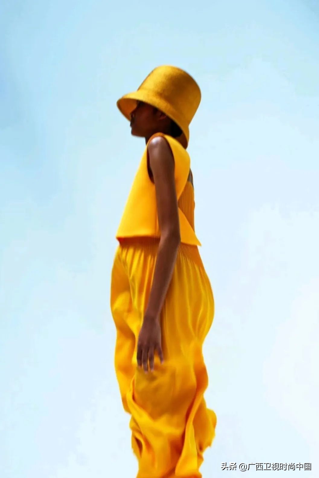 哪些颜色属火,什么颜色属火